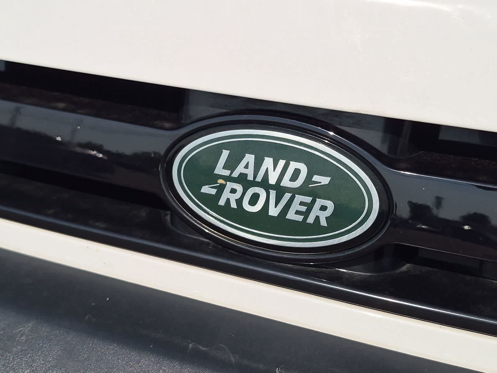 Certified 2023 Land Rover Defender 110 S AWD/4WD image 4