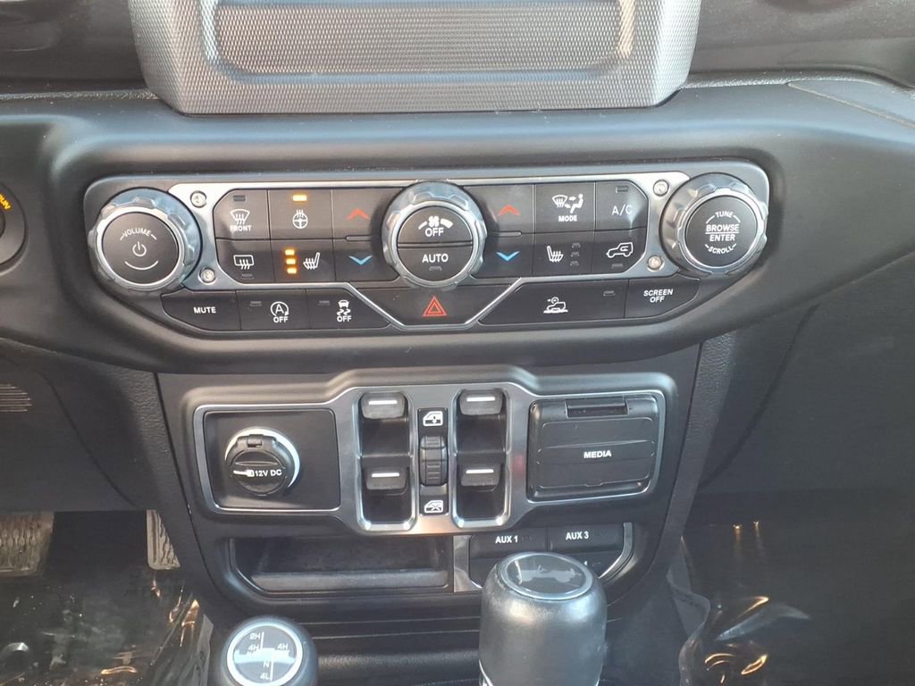 Used 2021 Jeep Wrangler Unlimited Sahara image 11