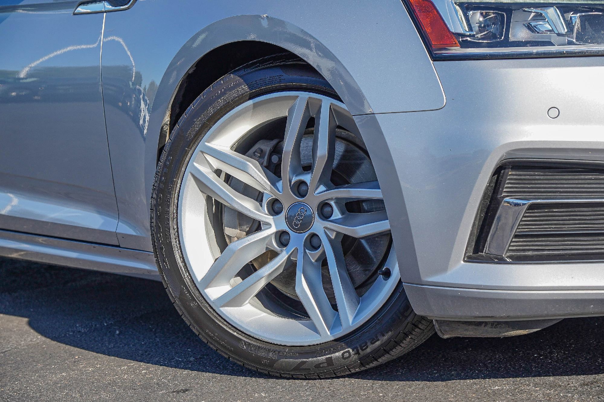 Used 2019 Audi A5 2.0T Premium Plus w/ Premium Plus image 2