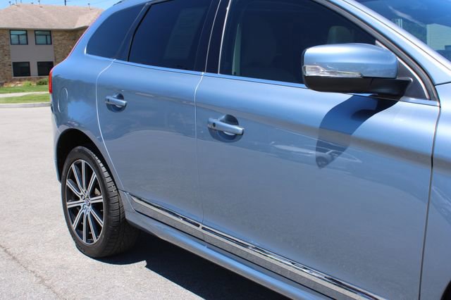 Used 2017 Volvo XC60 T6 Inscription w/ Climate Package AWD/4WD image 46