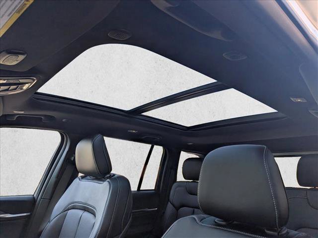 New 2026 Jeep Grand Cherokee Limited Reserve image 15