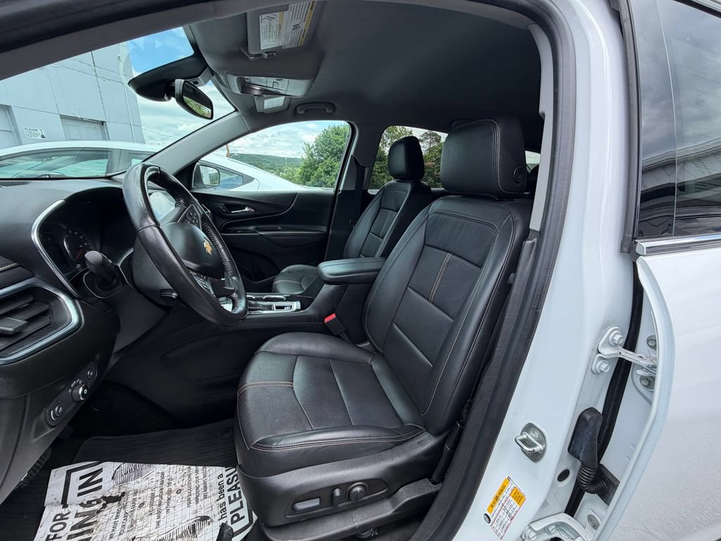 Used 2022 Chevrolet Equinox Premier AWD/4WD image 9