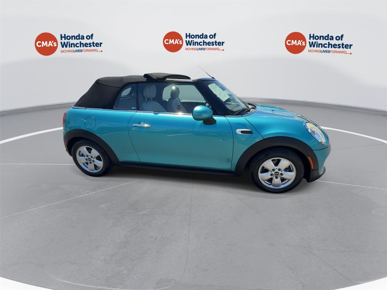 Used 2016 MINI Cooper Convertible FWD image 9