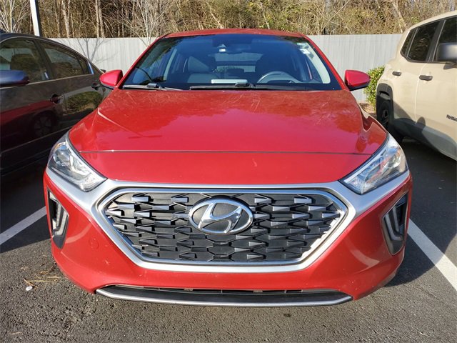 Used 2022 Hyundai Ioniq SE image 2