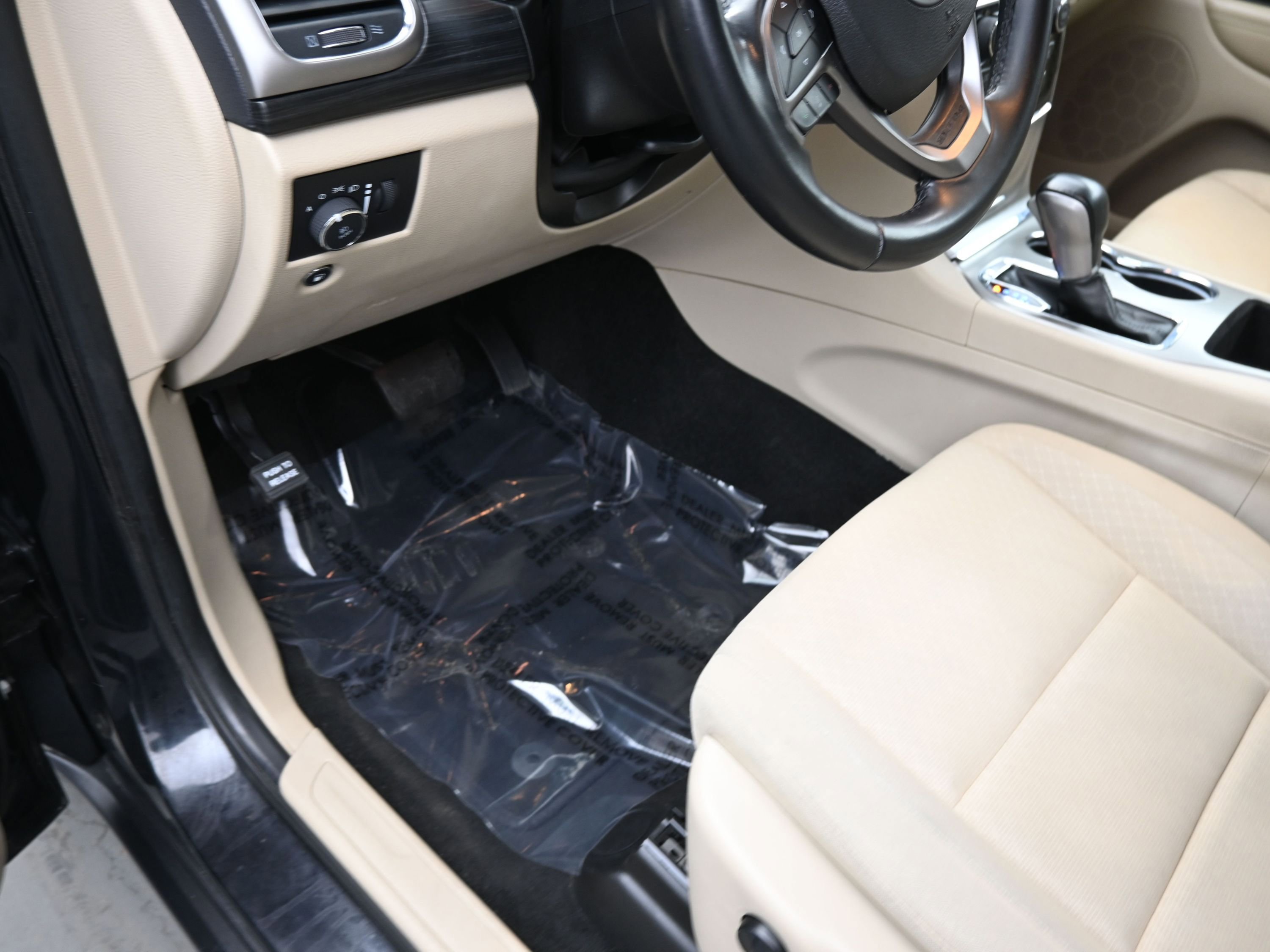 Used 2022 Jeep Grand Cherokee Laredo E image 14