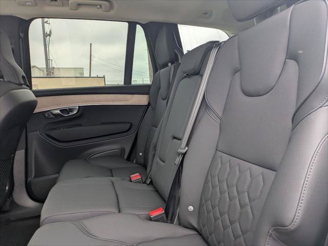 New 2026 Volvo XC90 B6 Plus w/ Protection Package AWD/4WD image 12