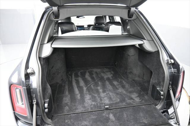 Certified 2024 Rolls-Royce Cullinan Black Badge AWD/4WD image 36
