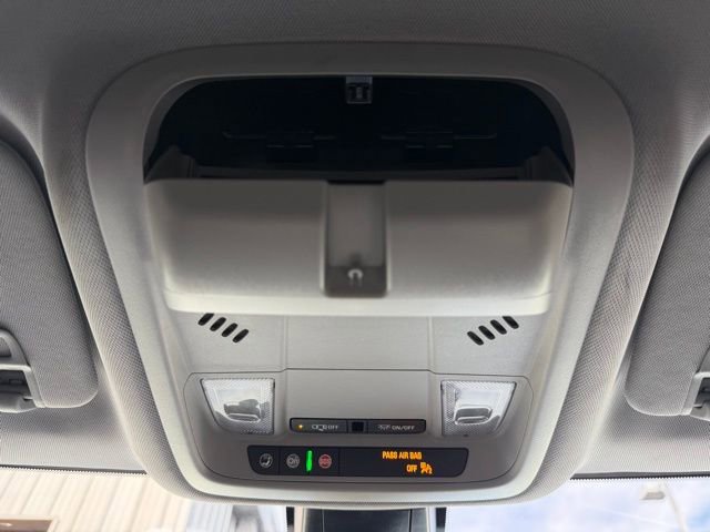 Used 2023 Chevrolet Blazer LT FWD image 28