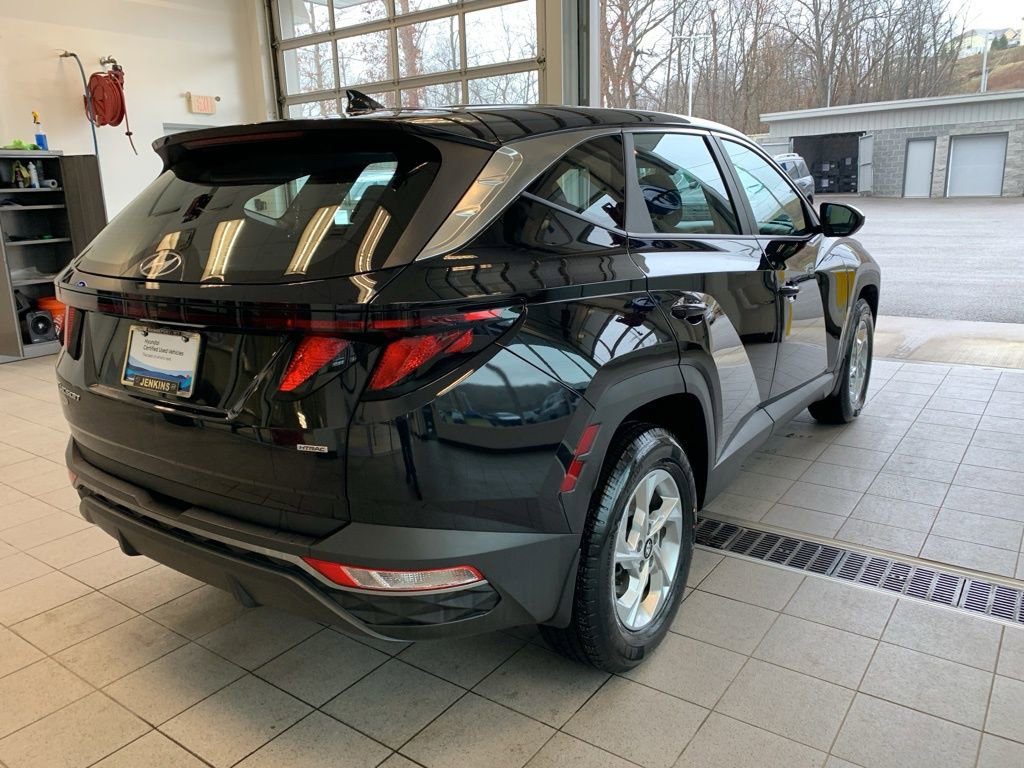 Certified 2023 Hyundai Tucson SE image 11