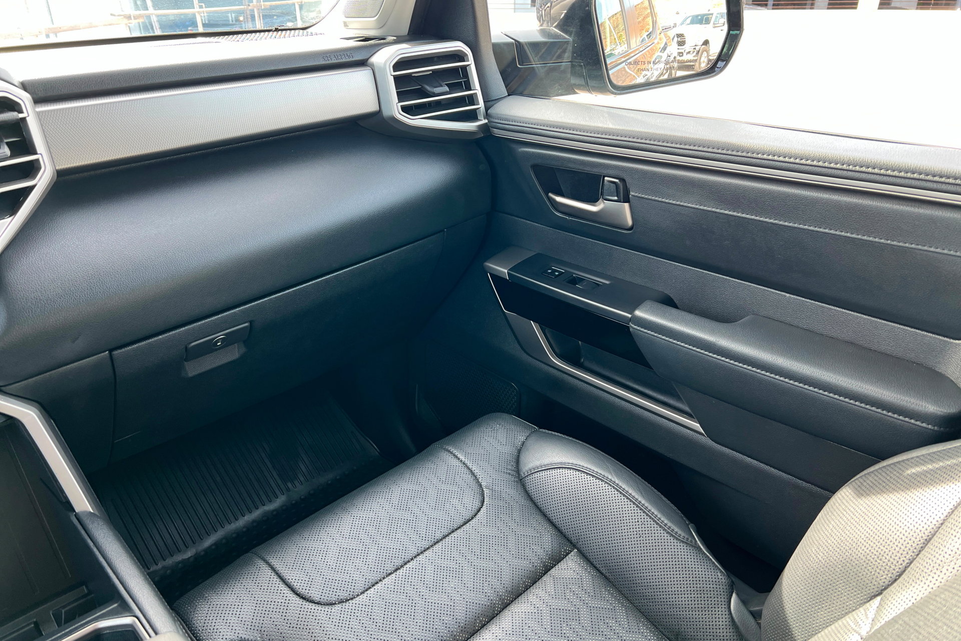 Used 2024 Toyota Tundra Limited image 11