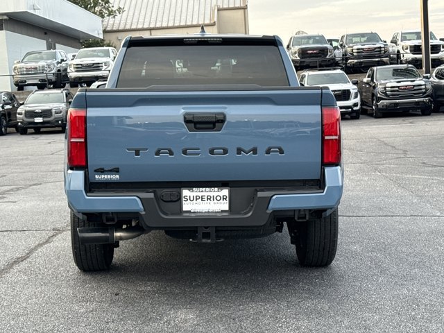 Used 2026 Toyota Tacoma SR5 AWD/4WD image 4