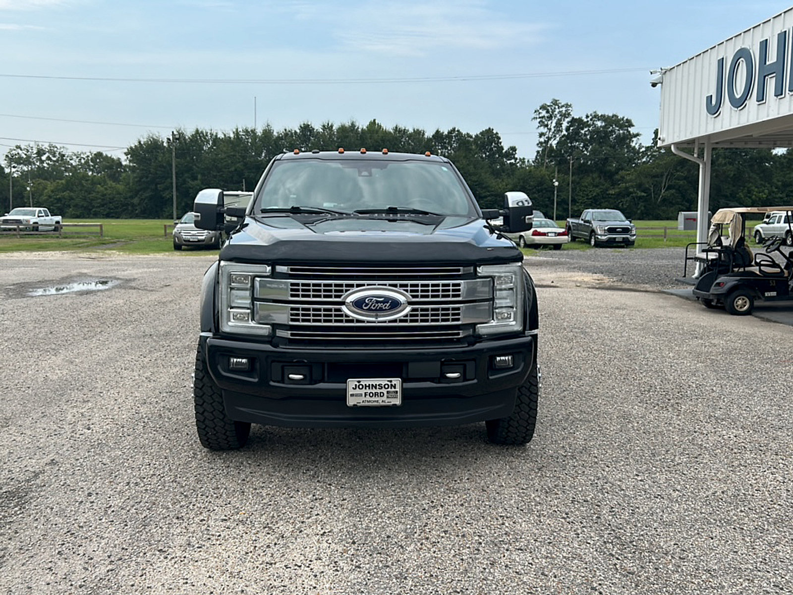 Used 2017 Ford F450 Platinum w/ Platinum Ultimate Package AWD/4WD image 2