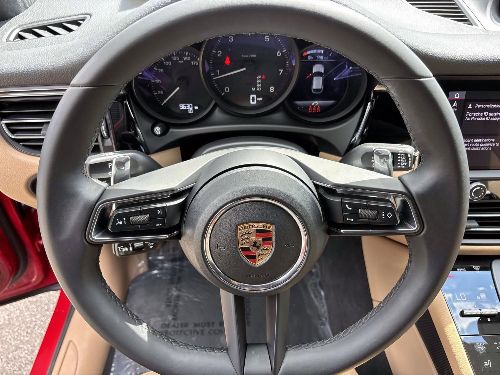 Used 2026 Porsche Macan image 26