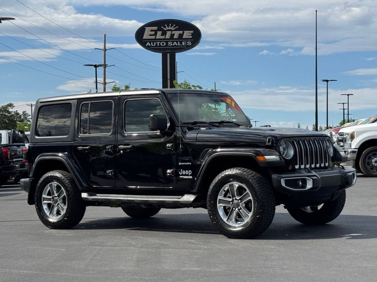 Used 2021 Jeep Wrangler Unlimited Sahara w/ Uconnect 4C Nav & Sound Group AWD/4WD image 1