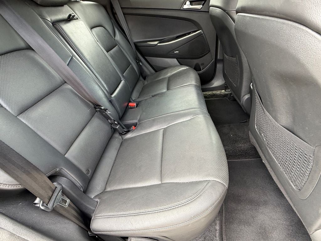 Used 2021 Hyundai Tucson Ultimate w/ Cargo Package AWD/4WD image 11
