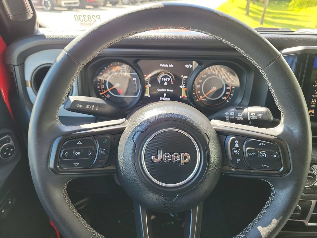 Used 2025 Jeep Wrangler Unlimited Sport AWD/4WD image 9