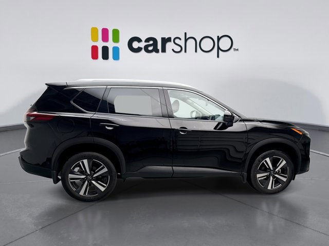 Used 2025 Nissan Rogue SL image 6