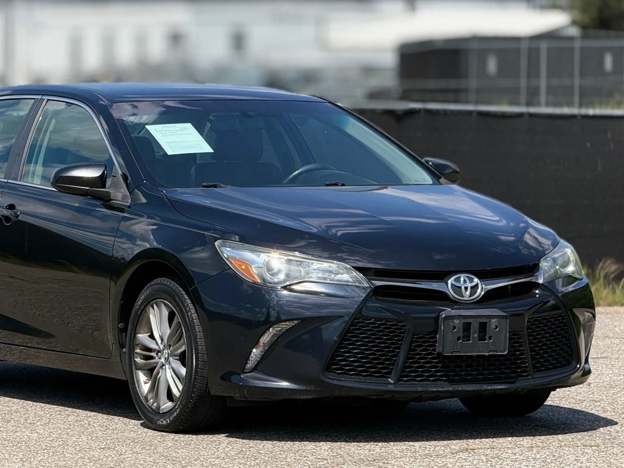 Used 2016 Toyota Camry SE image 15