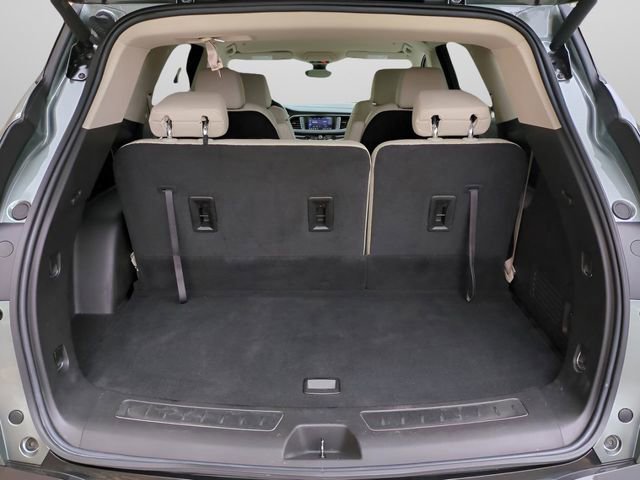 Used 2024 Buick Enclave Essence w/ Technology Package image 15