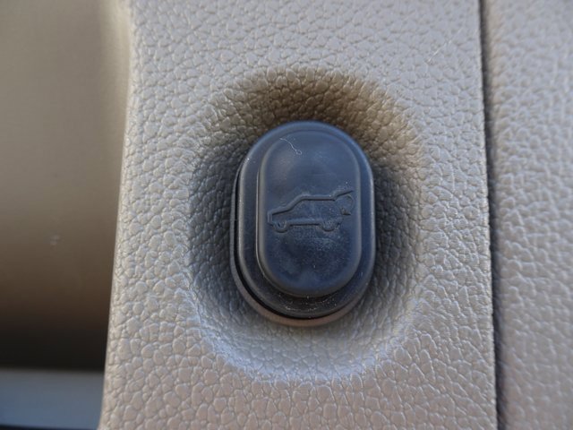 Used 2016 Chevrolet Tahoe LTZ image 34