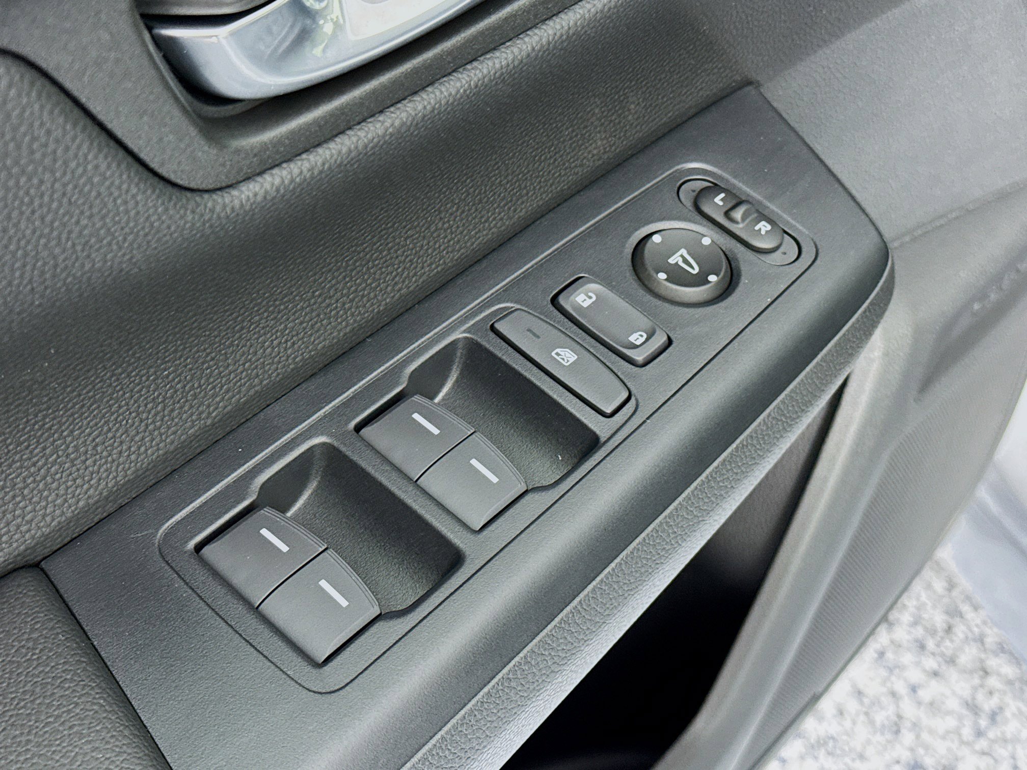 New 2026 Honda CR-V Sport-L image 17