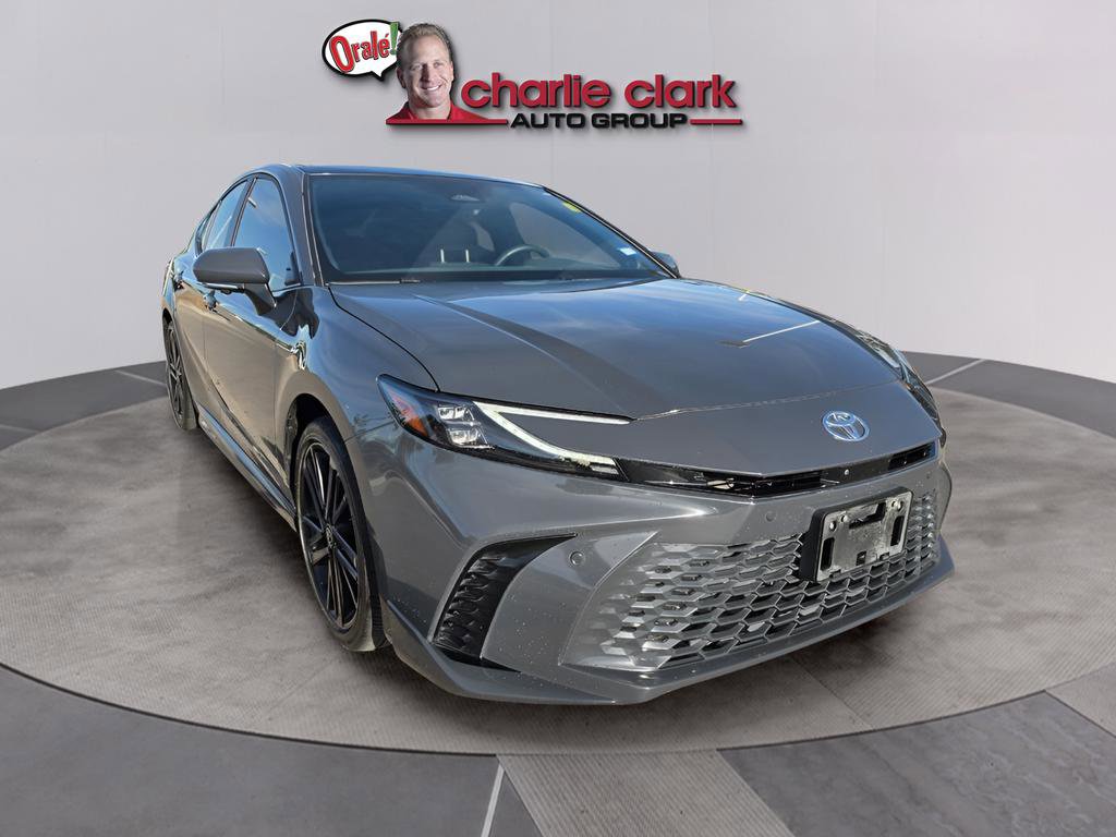 Used 2025 Toyota Camry XSE w/ Premium Plus Package AWD/4WD image 8