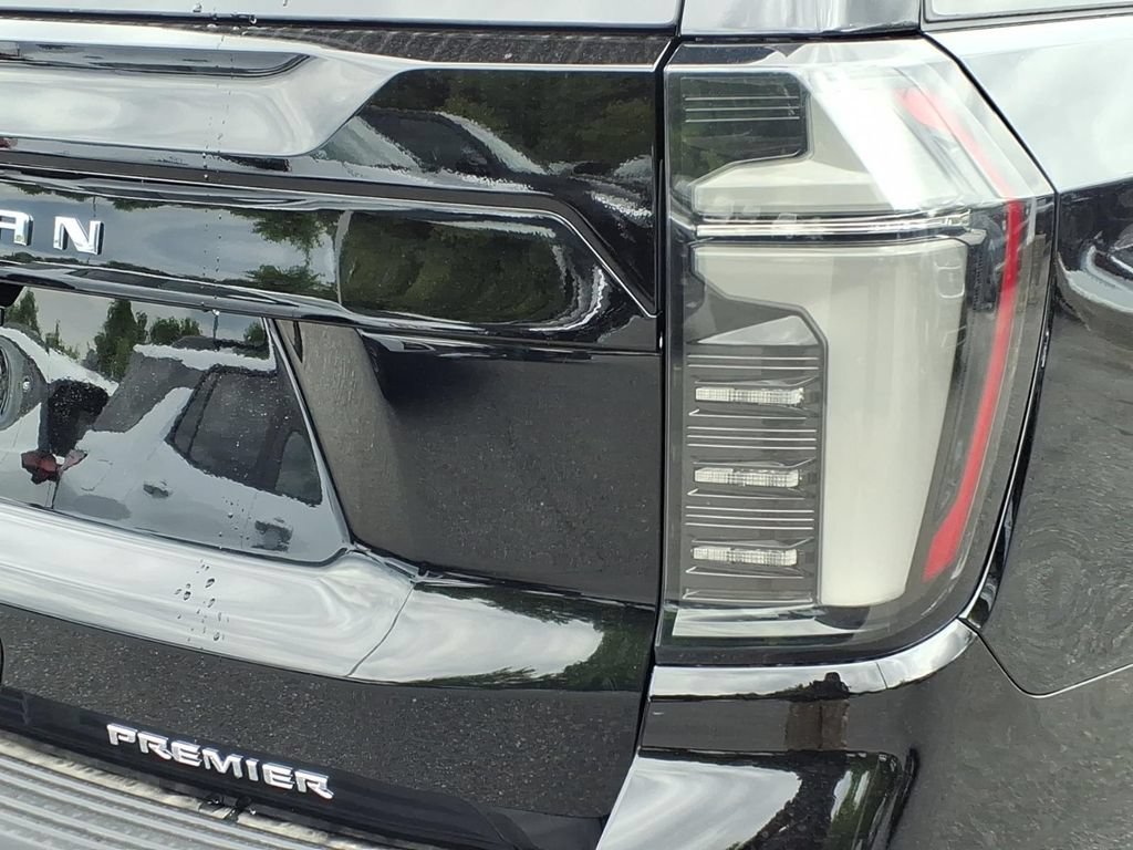 New 2026 Chevrolet Suburban Premier AWD/4WD image 8