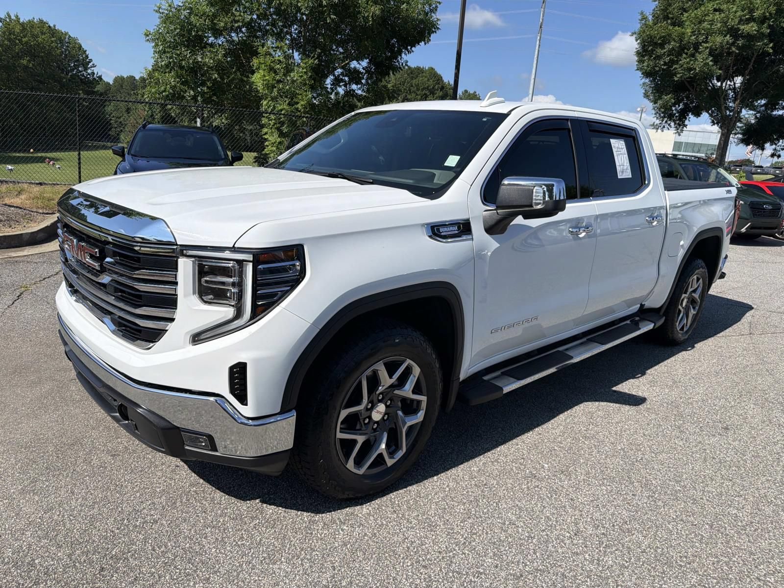 Used 2024 GMC Sierra 1500 SLT w/ X31 Off-Road Package AWD/4WD image 3