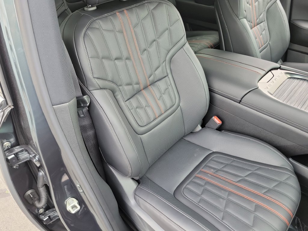 New 2026 Nissan Armada PRO-4X w/ Captain's Chari Seat Package AWD/4WD image 14