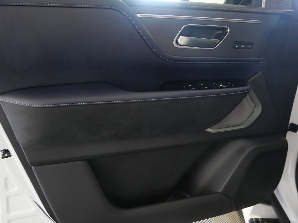 New 2026 INFINITI QX80 4WD image 13
