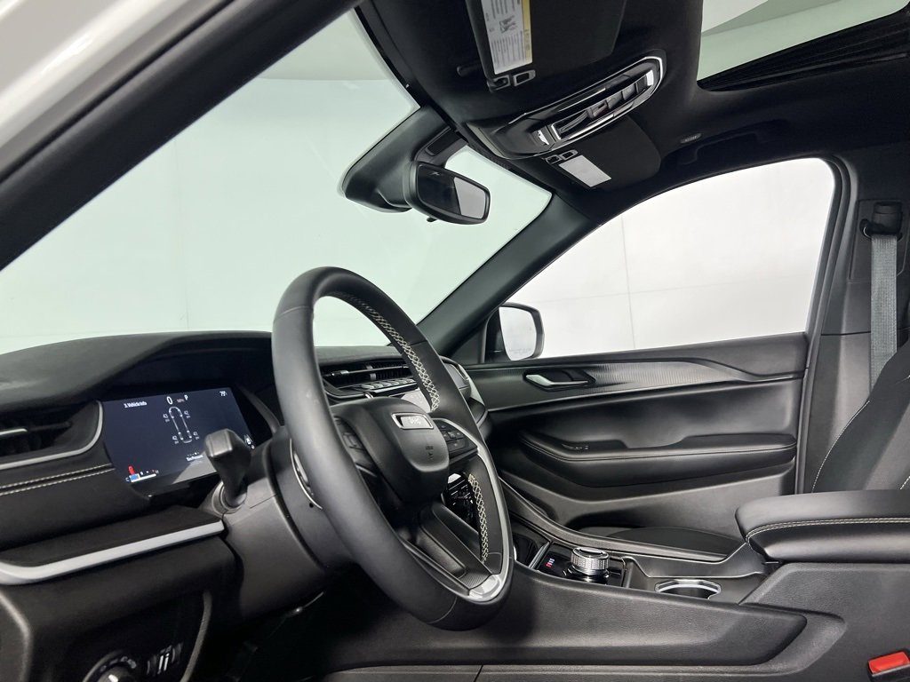 Certified 2024 Jeep Grand Cherokee L Laredo w/ Luxury Tech Group I image 21