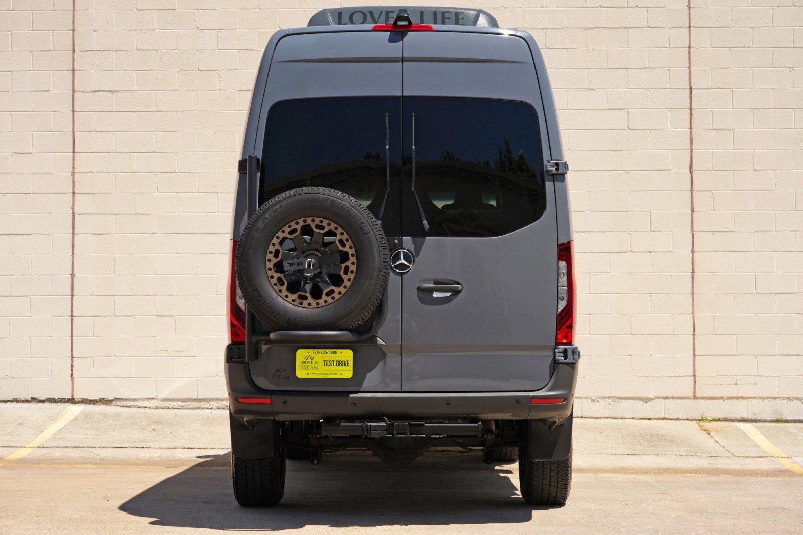 Used 2021 Mercedes-Benz Sprinter 2500 w/ Comfort Plus Package image 10