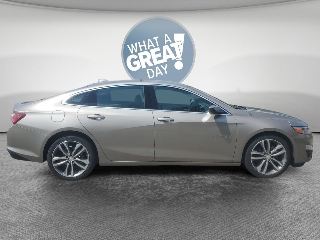 Used 2024 Chevrolet Malibu LT FWD image 2