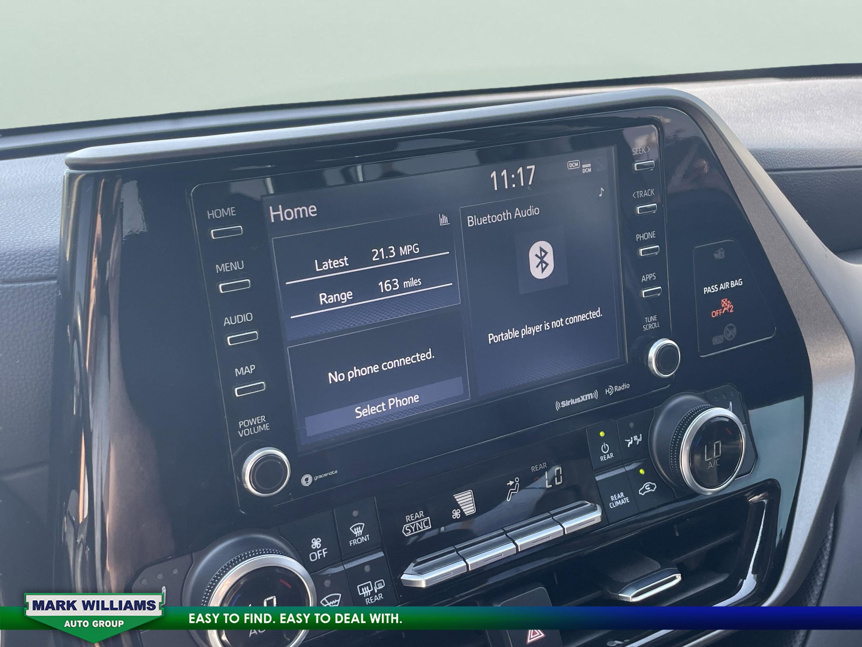 Used 2022 Toyota Highlander XLE image 17