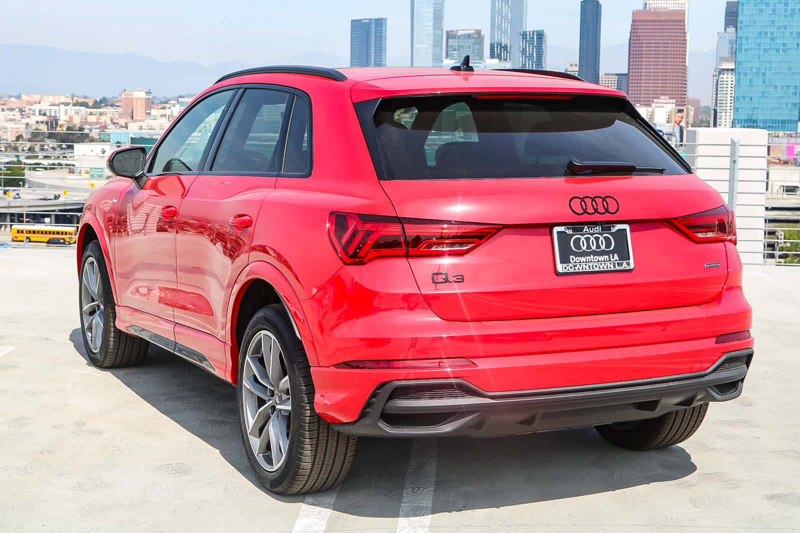 Used 2025 Audi Q3 2.0T Premium w/ Convenience Package image 8