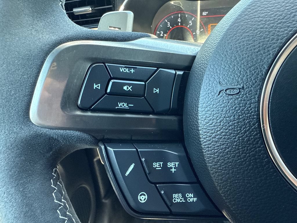 Used 2020 Ford Mustang Shelby GT500 w/ Technology Package RWD image 26