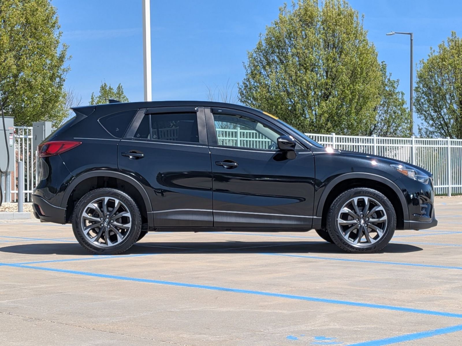 Used 2016 MAZDA CX-5 Grand Touring image 4