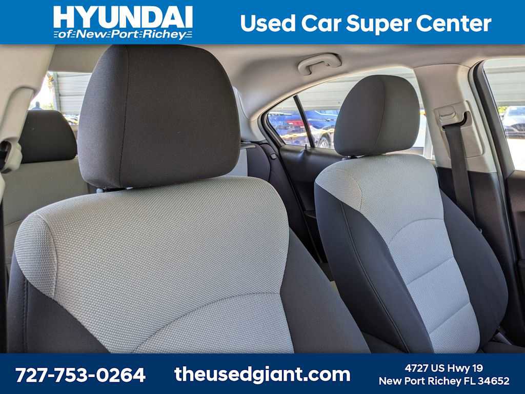 Used 2014 Chevrolet Cruze LS image 6