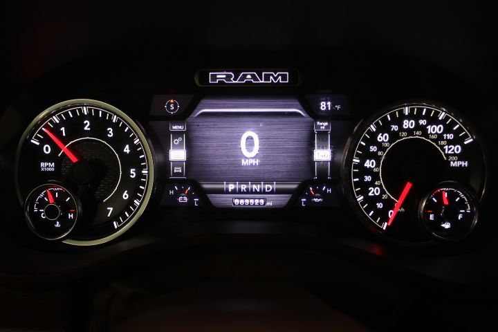 Used 2021 RAM 1500 Laramie AWD/4WD image 39