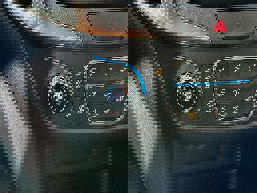 Used 2019 Chevrolet Equinox LT image 13