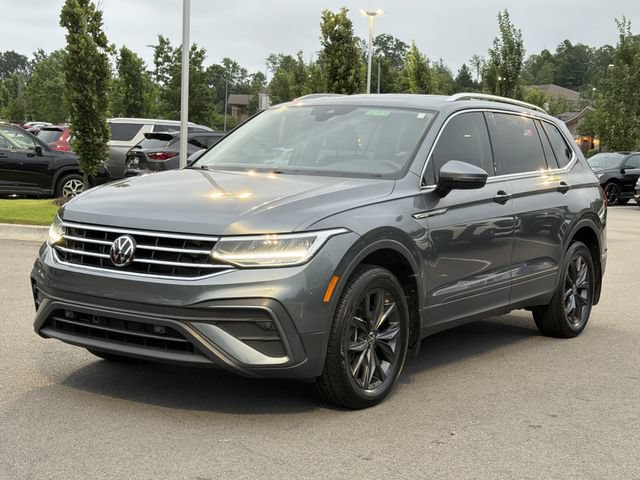 Used 2024 Volkswagen Tiguan SE FWD image 12