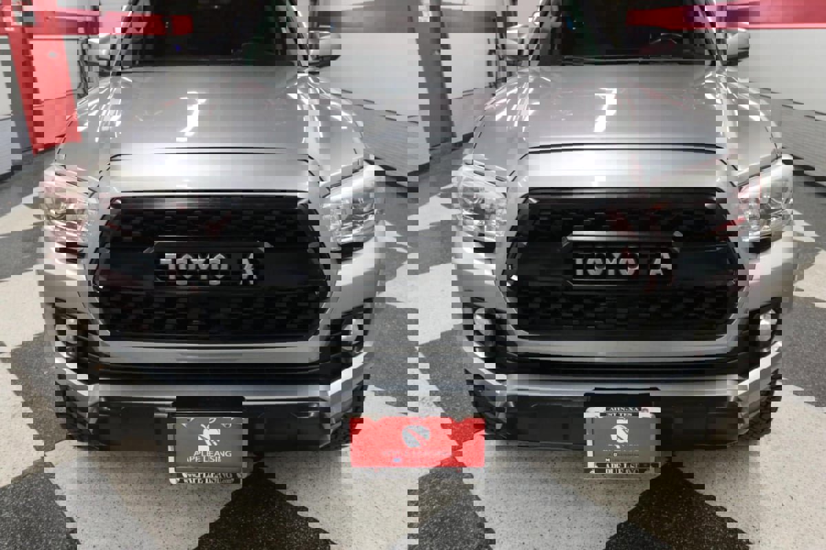 Used 2018 Toyota Tacoma SR5 image 4