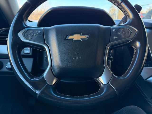 Used 2018 Chevrolet Suburban LT image 12