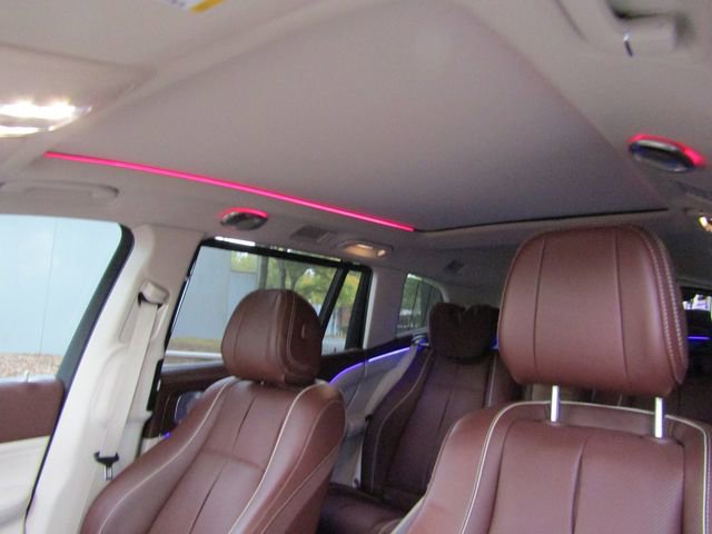 Used 2022 Mercedes-Benz Maybach GLS 600 4MATIC image 19