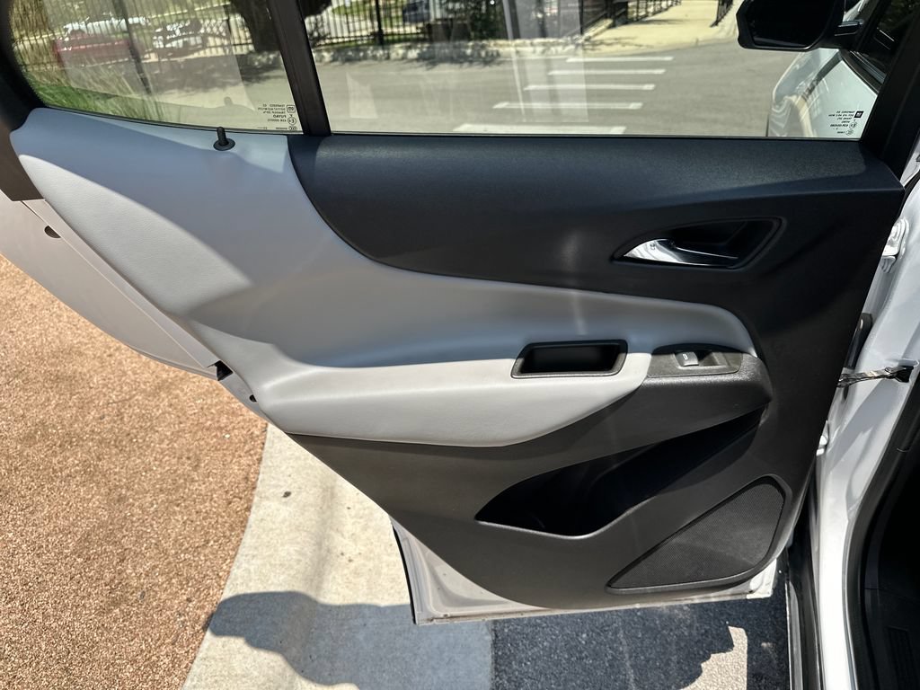 Used 2024 Chevrolet Equinox LS w/ LS Convenience Package FWD image 33