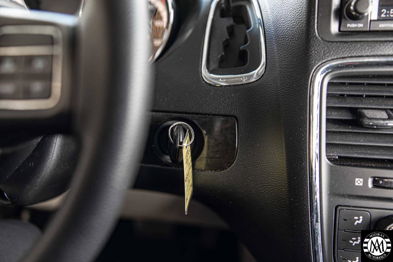 Used 2017 Dodge Grand Caravan SE w/ Power Window Group image 15