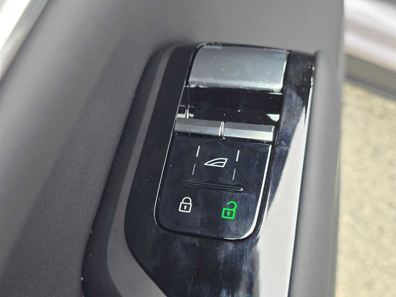 New 2026 Volvo EX90 Ultra AWD/4WD image 22