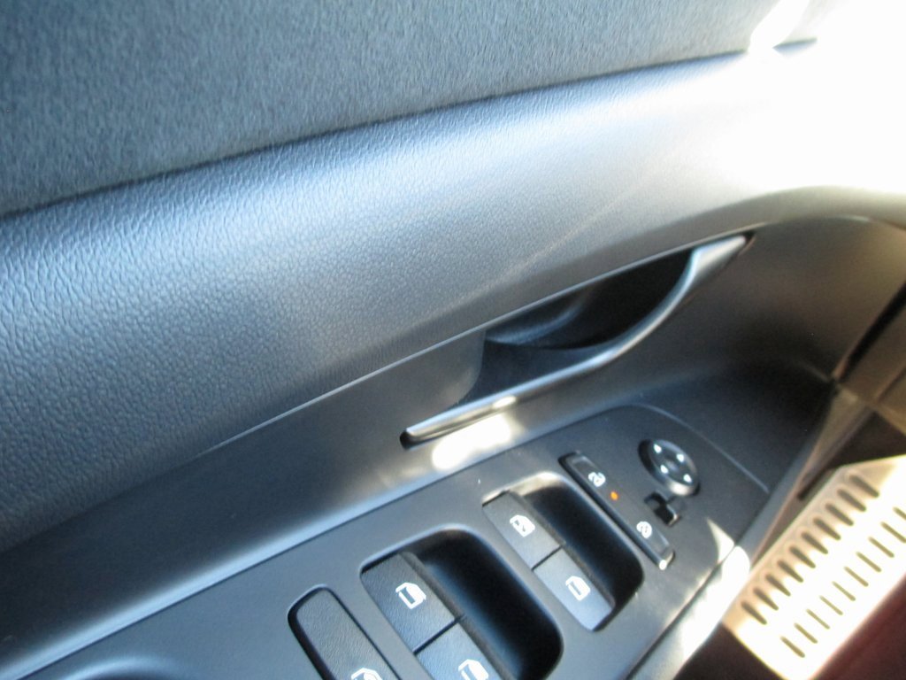 Used 2025 Hyundai Elantra N image 22