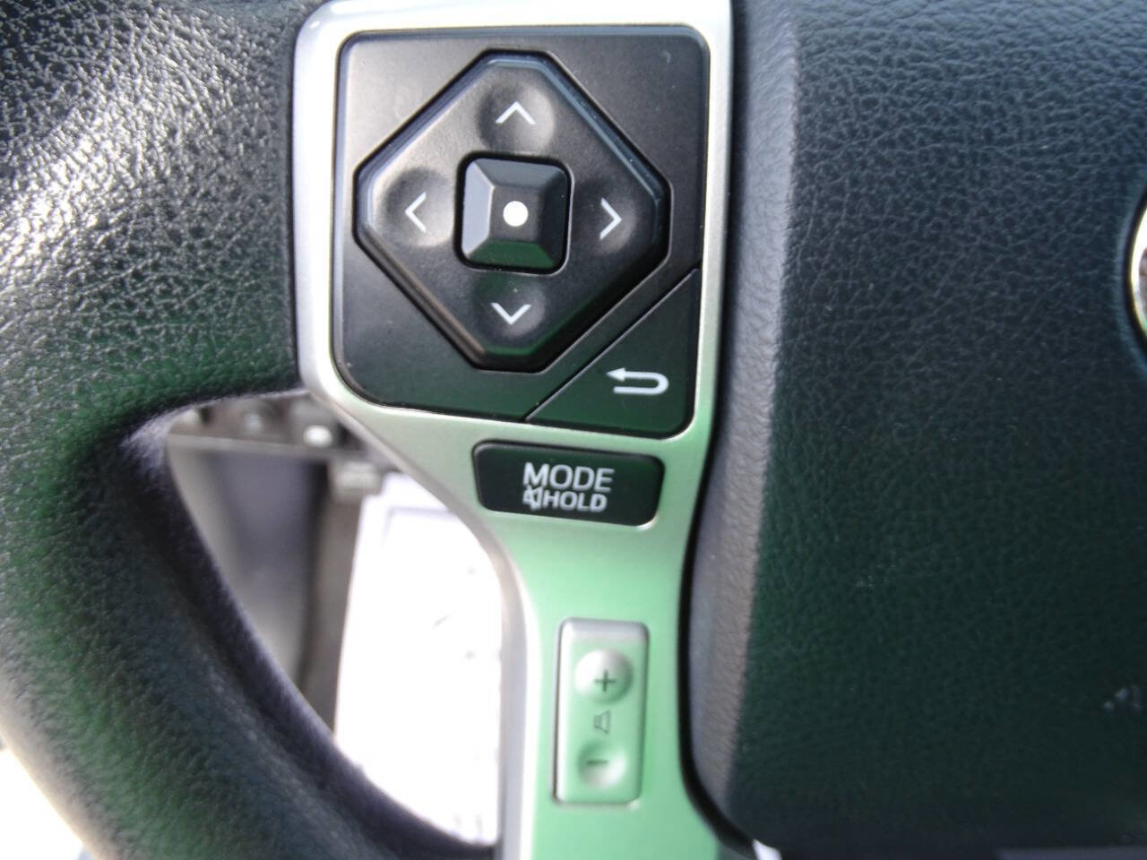 Used 2017 Toyota Tundra SR5 image 19