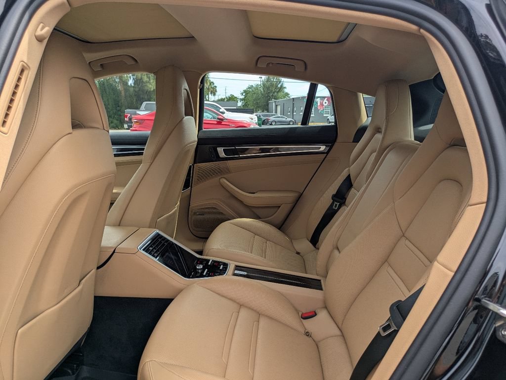 Used 2018 Porsche Panamera 4S AWD/4WD image 14